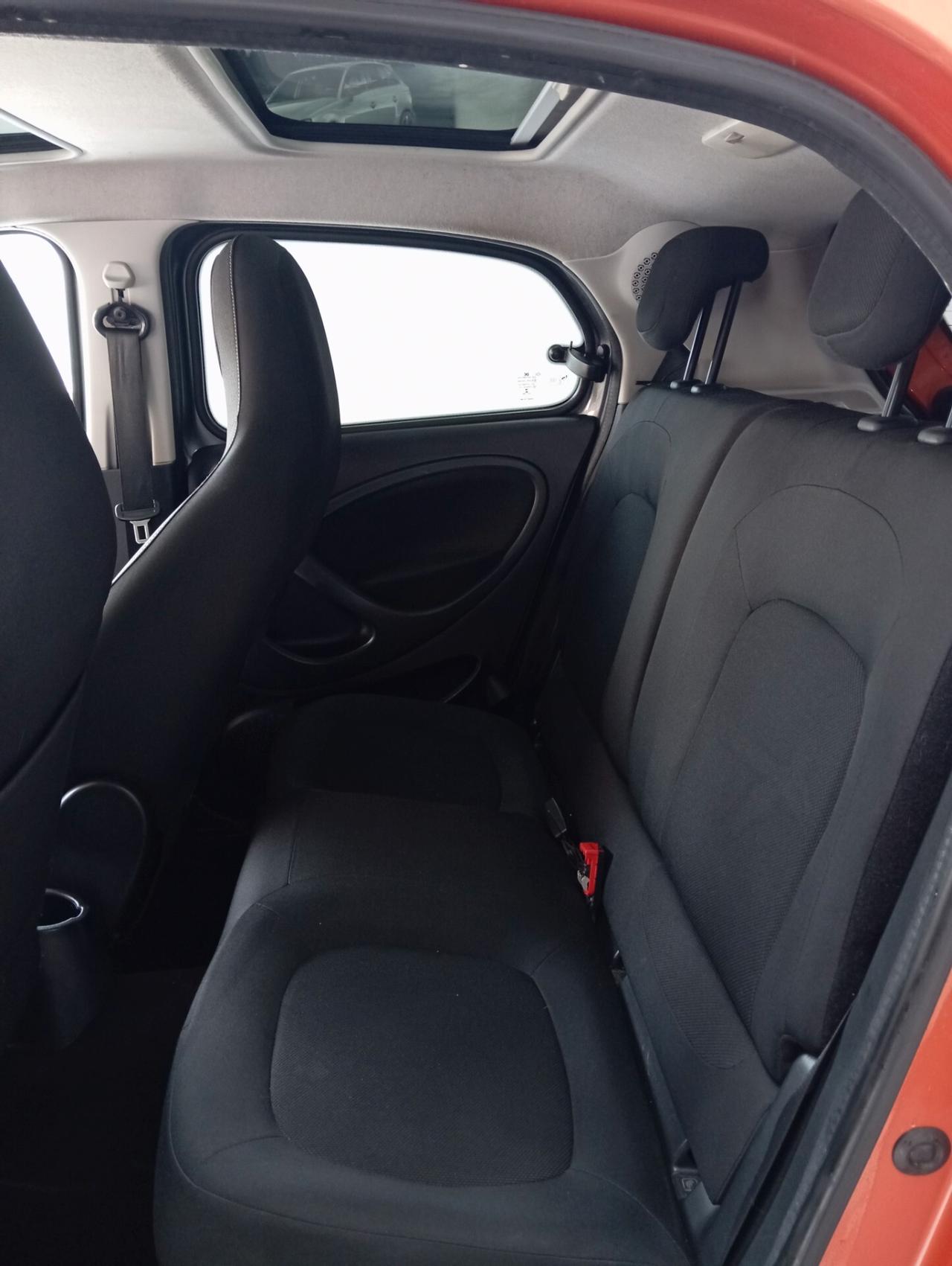 Smart ForFour 1.0 benzina 2015 CON GARANZIA