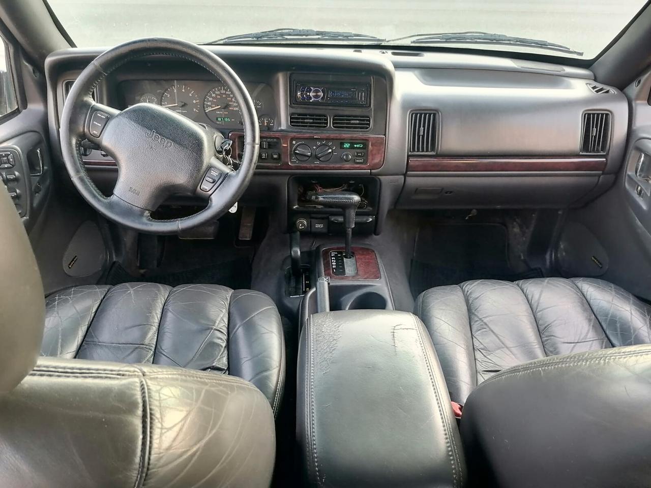 Jeep Grand Cherokee ZJ 5.2 v8 GPL
