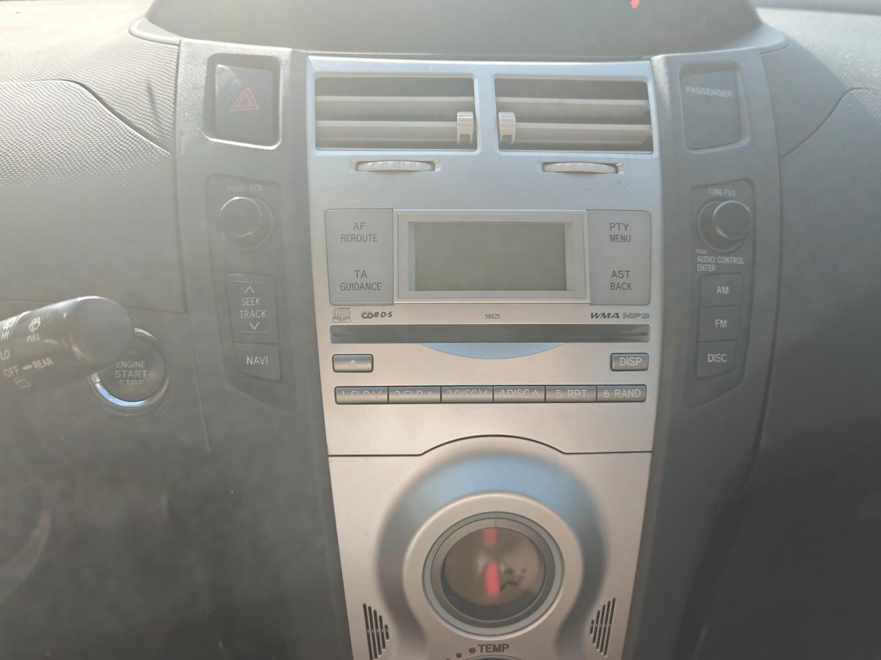 Toyota Yaris 1.0 5 porte - FRIZIONE NUOVA - NEOPATENTATI