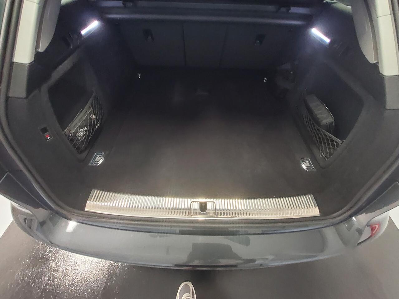Audi A4 Avant 2.0 TFSI g-tron S line edition