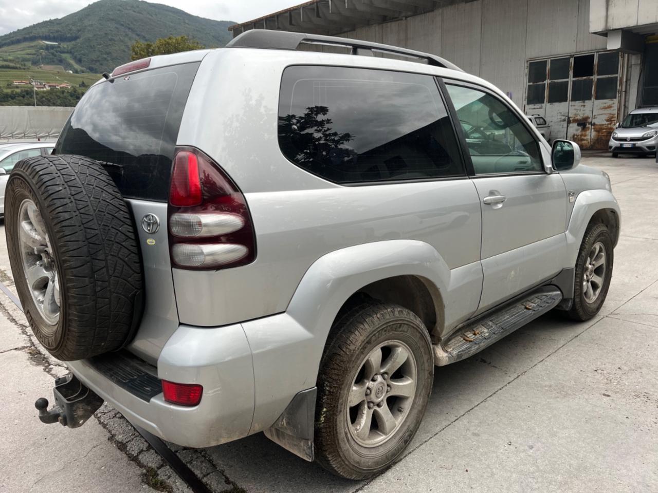 Toyota Land Cruiser 3.0 D-4D 16V cat 3 porte Sol