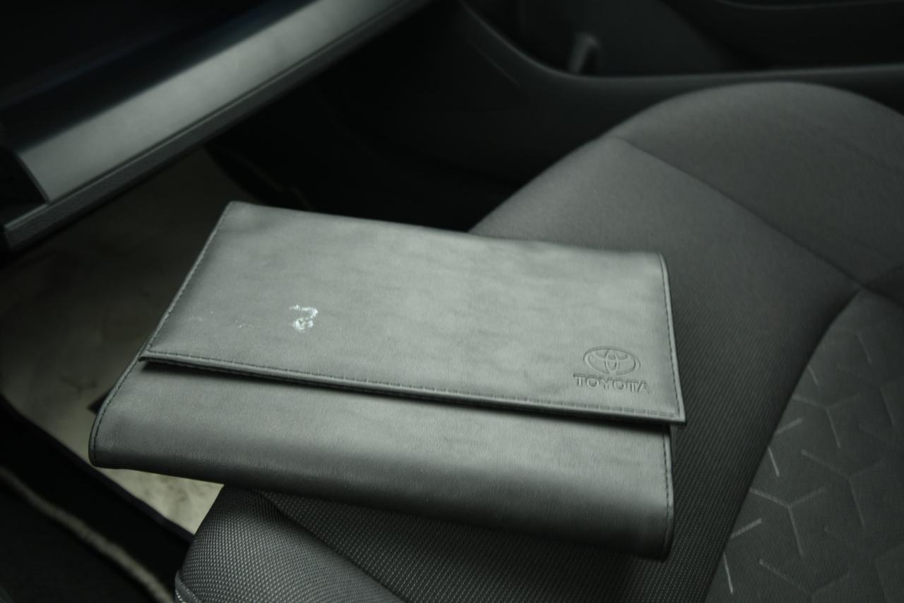 TOYOTA Corolla Touring Sports 1.8h Business cvt CAMERA+ACC+APP CONNECT