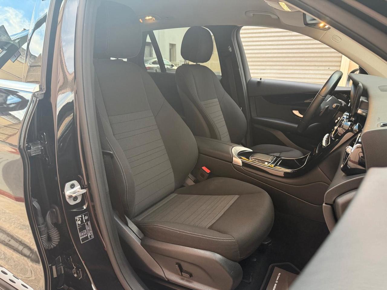 MERCEDES-BENZ GLC 220D COUPE' 4MATIC SPORT 2.0 194CV PELLE NAVI CAM ANNO 2022