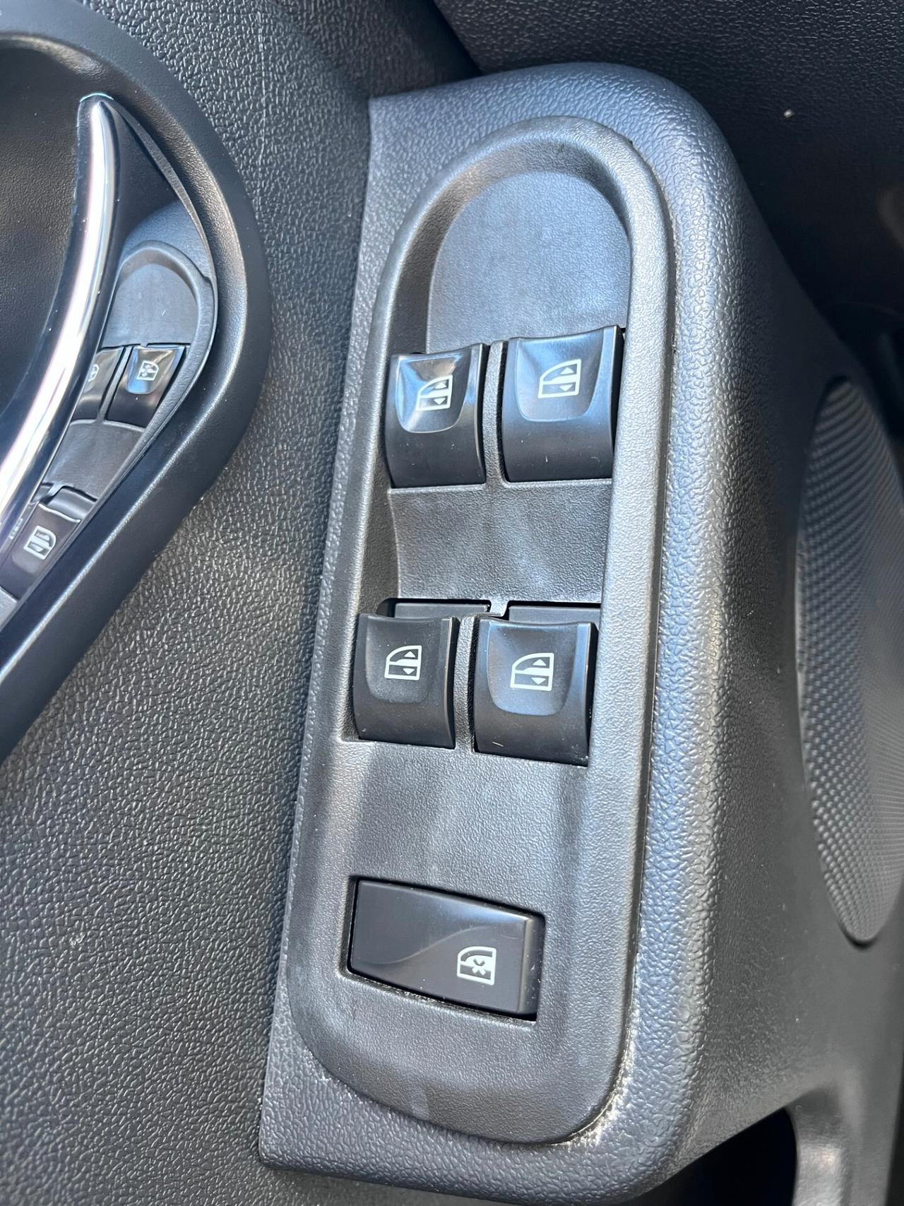 Dacia Duster 1.5 dCi 110CV S&S 4x2 Serie Speciale Lauréate Family