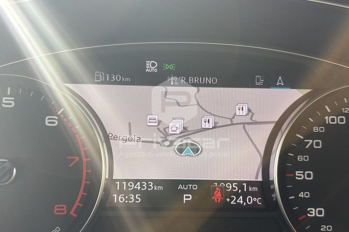 AUDI A4 35 TFSI Business