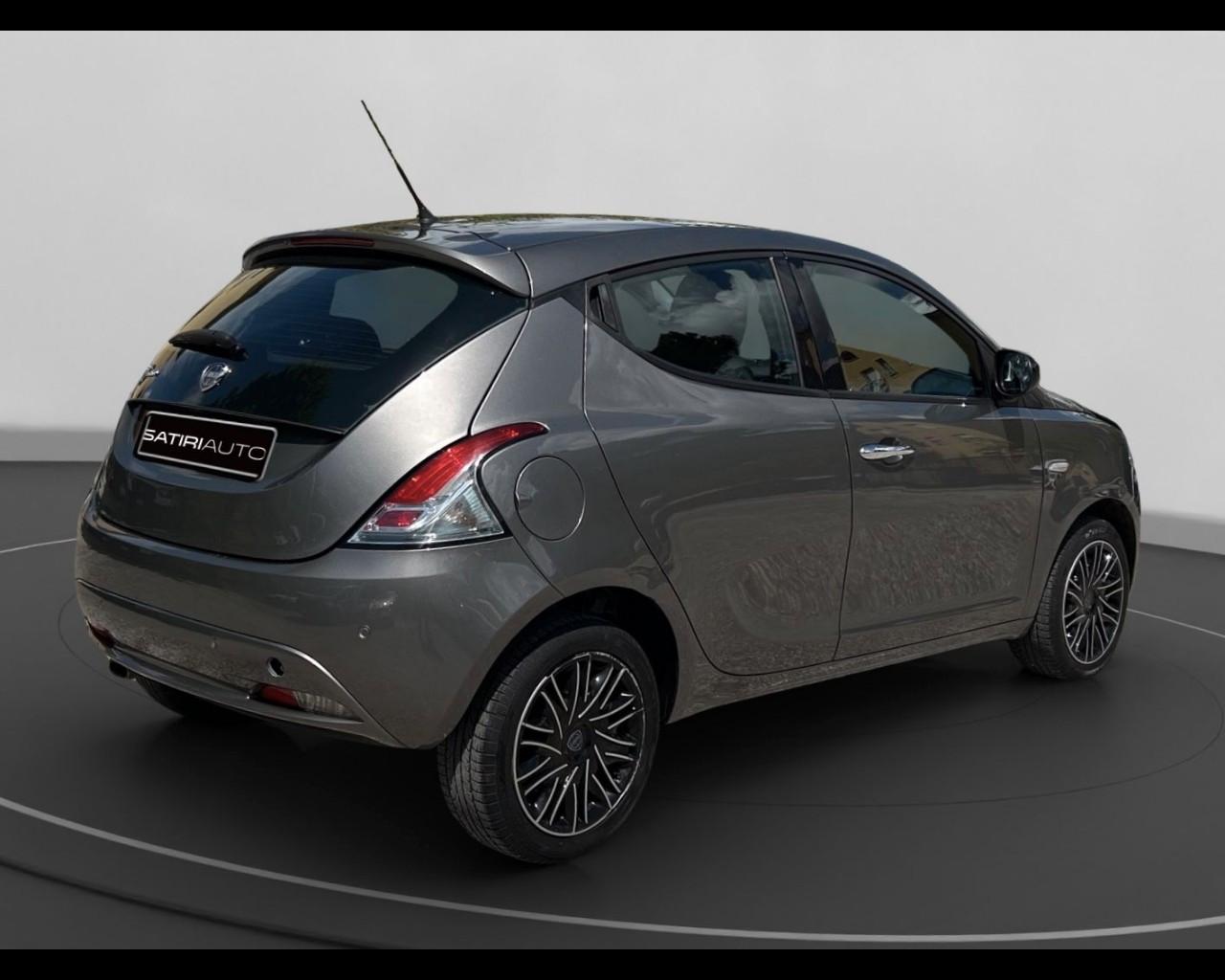 LANCIA Ypsilon III 2015 - Ypsilon 1.2 Gold s&s 69cv my19