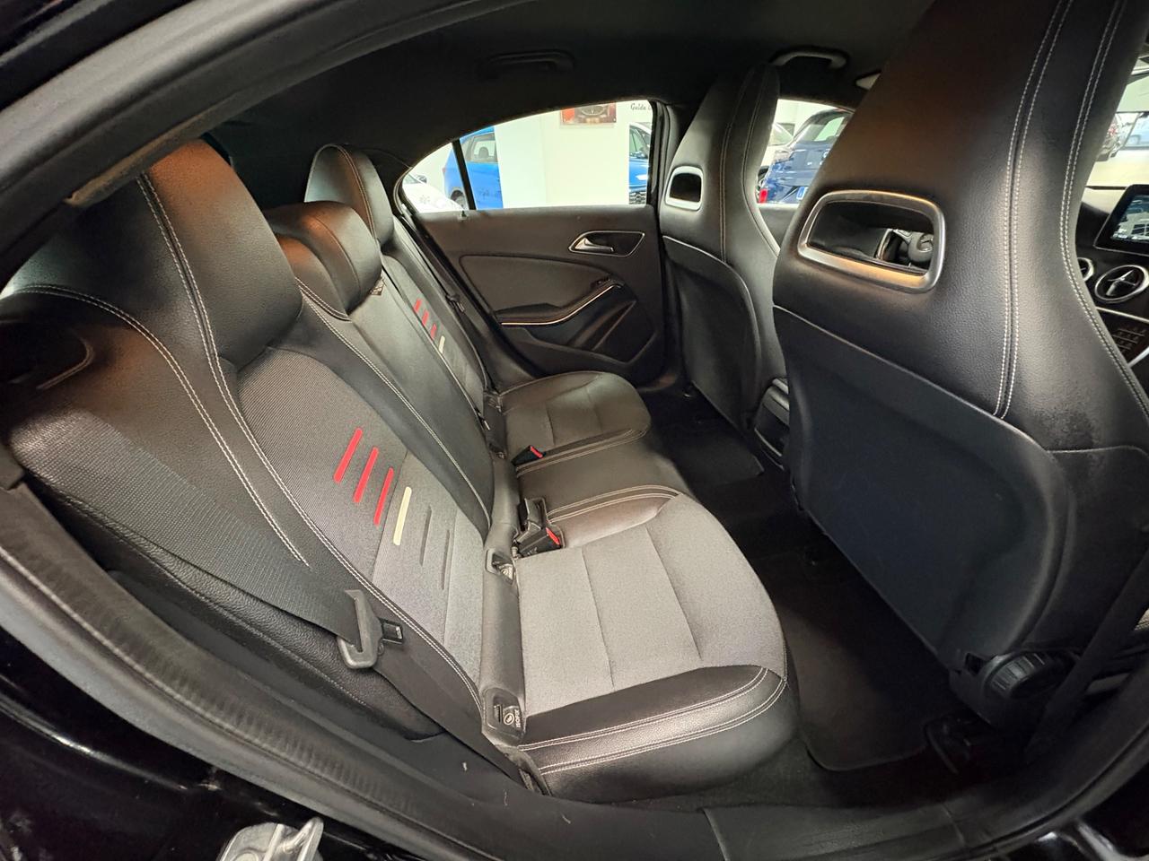 Mercedes A 180 Sport 1.5 TDI 110cv 2018 km 142000