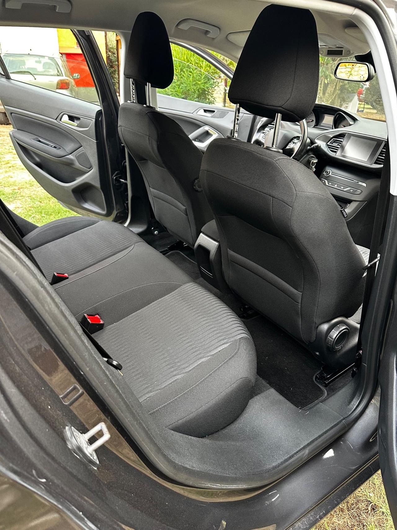 Peugeot 308 BlueHDi 100 S&S Access