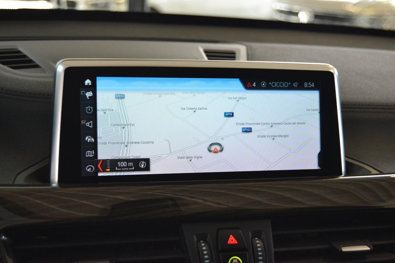Bmw X1 sDrive18d xLine Plus Navi/Pelle/LED