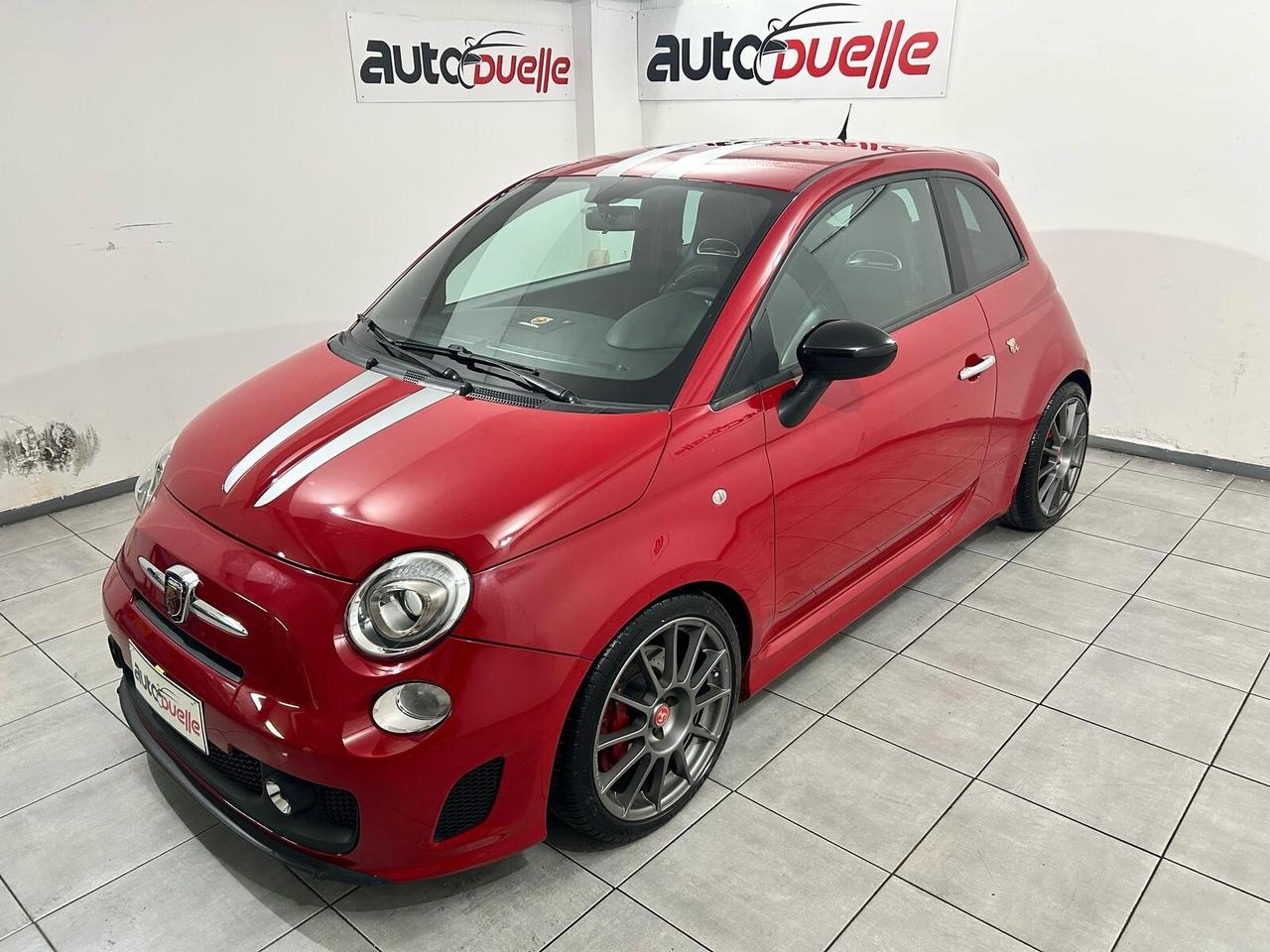 Abarth 500 1.4 Turbo T-Jet essesse