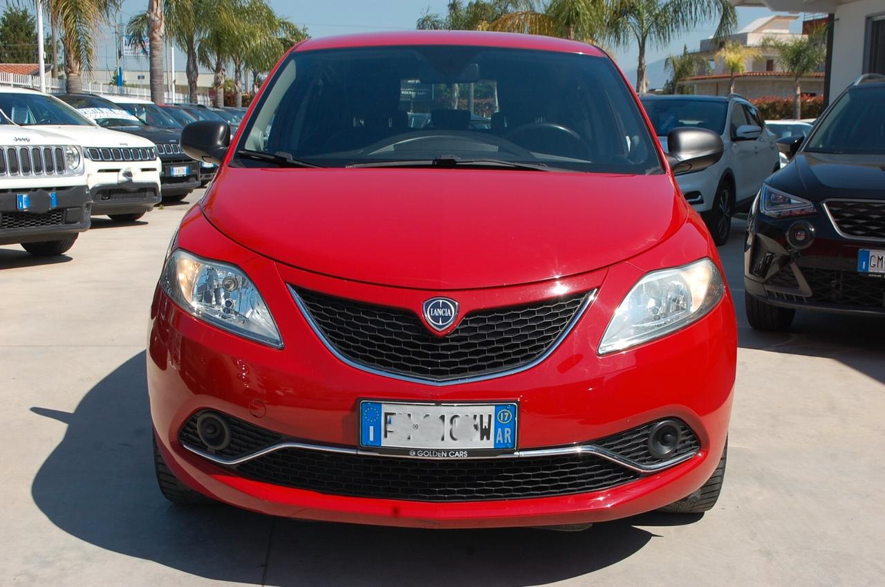 Lancia Ypsilon 1.2 Gold ecochic Gpl 69CV Uff Italy Bluetooth USB