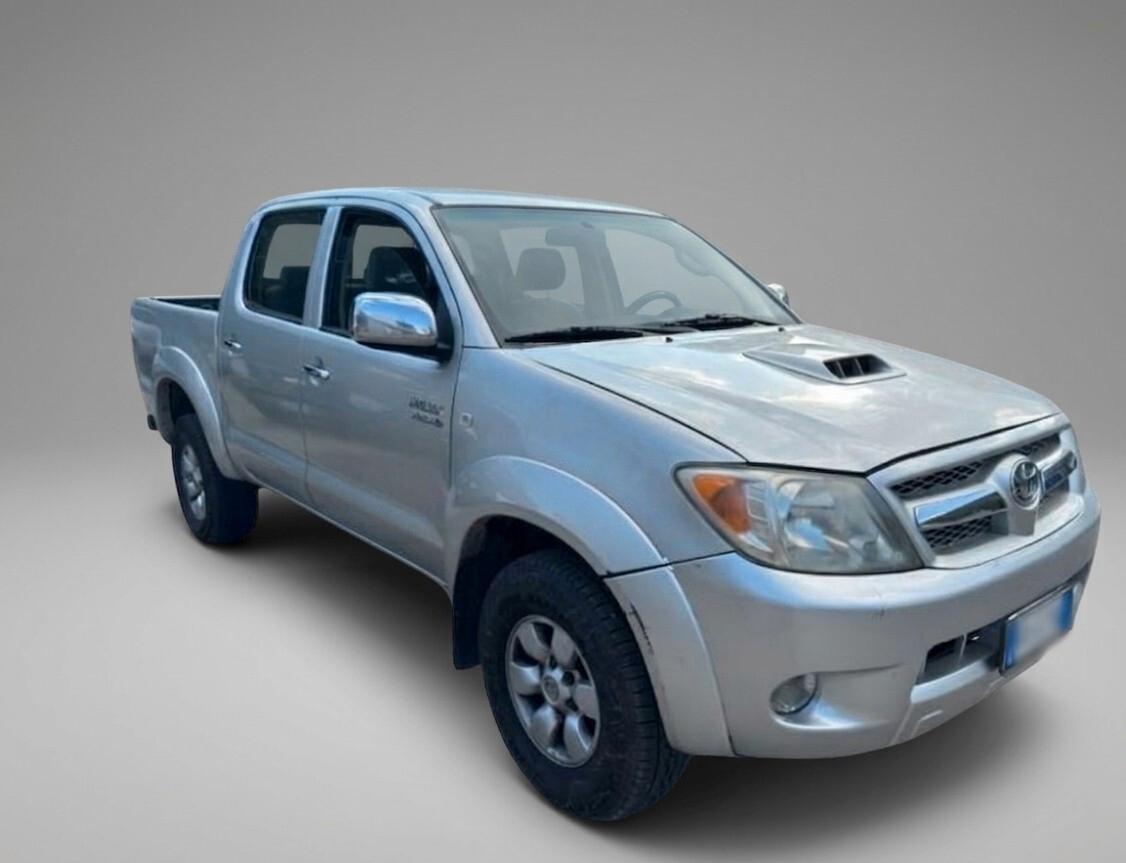 Toyota Hilux 3.0 D-4D 4WD 4p. Double Cab SR