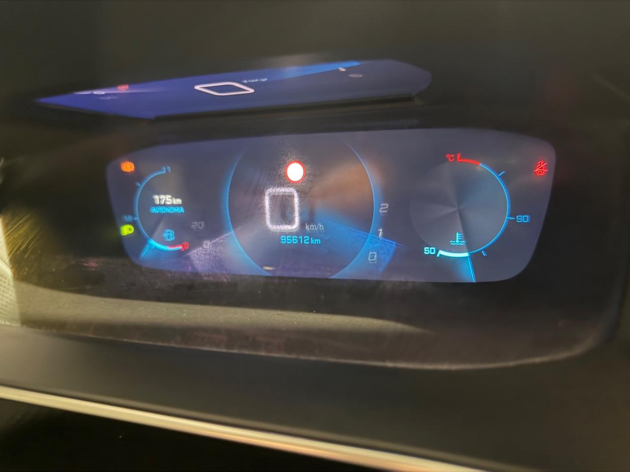 Peugeot 2008 PureTech 130 S&S EAT8 Allure