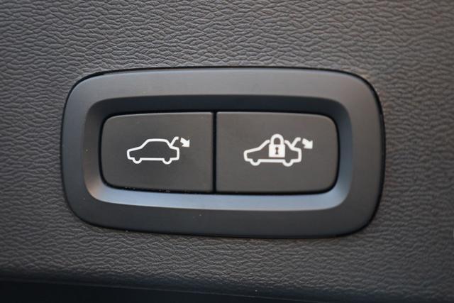 VOLVO XC40 Non marciante T5 Plug-in Hybrid Inscription NETTO