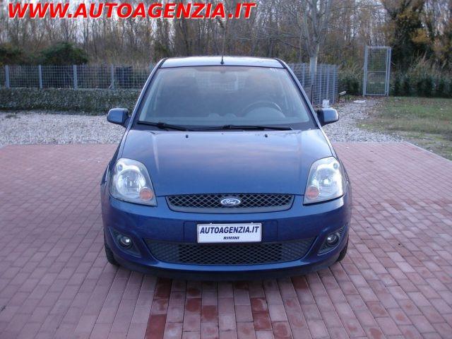 FORD Fiesta 1.2 16V 5p. POCHI KM