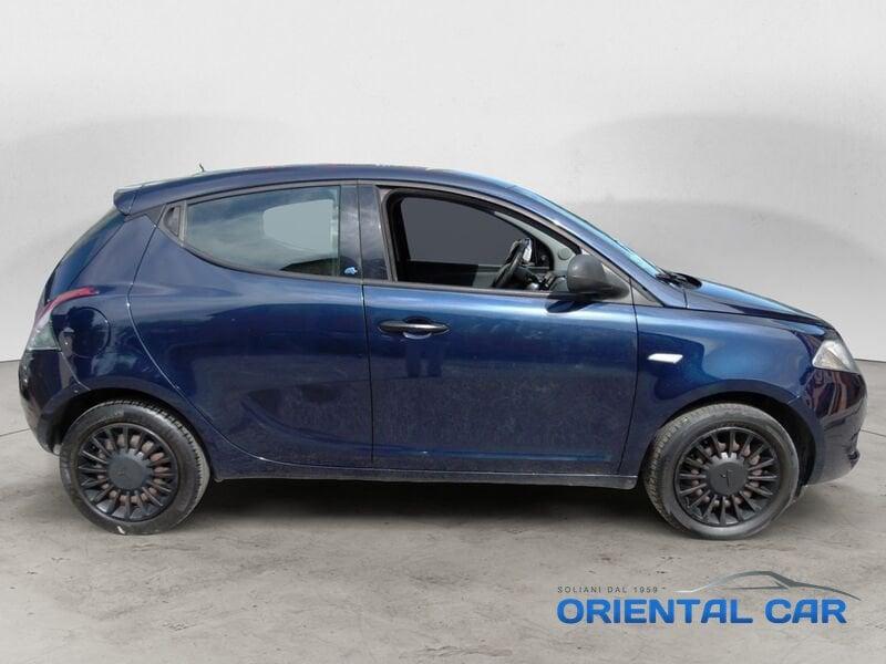 Lancia Ypsilon Ypsilon 1.2 69 CV 5 porte Elefantino Blu MOLTO BELLA KIT DISTRIBUZIONE NUOVO AL 100%