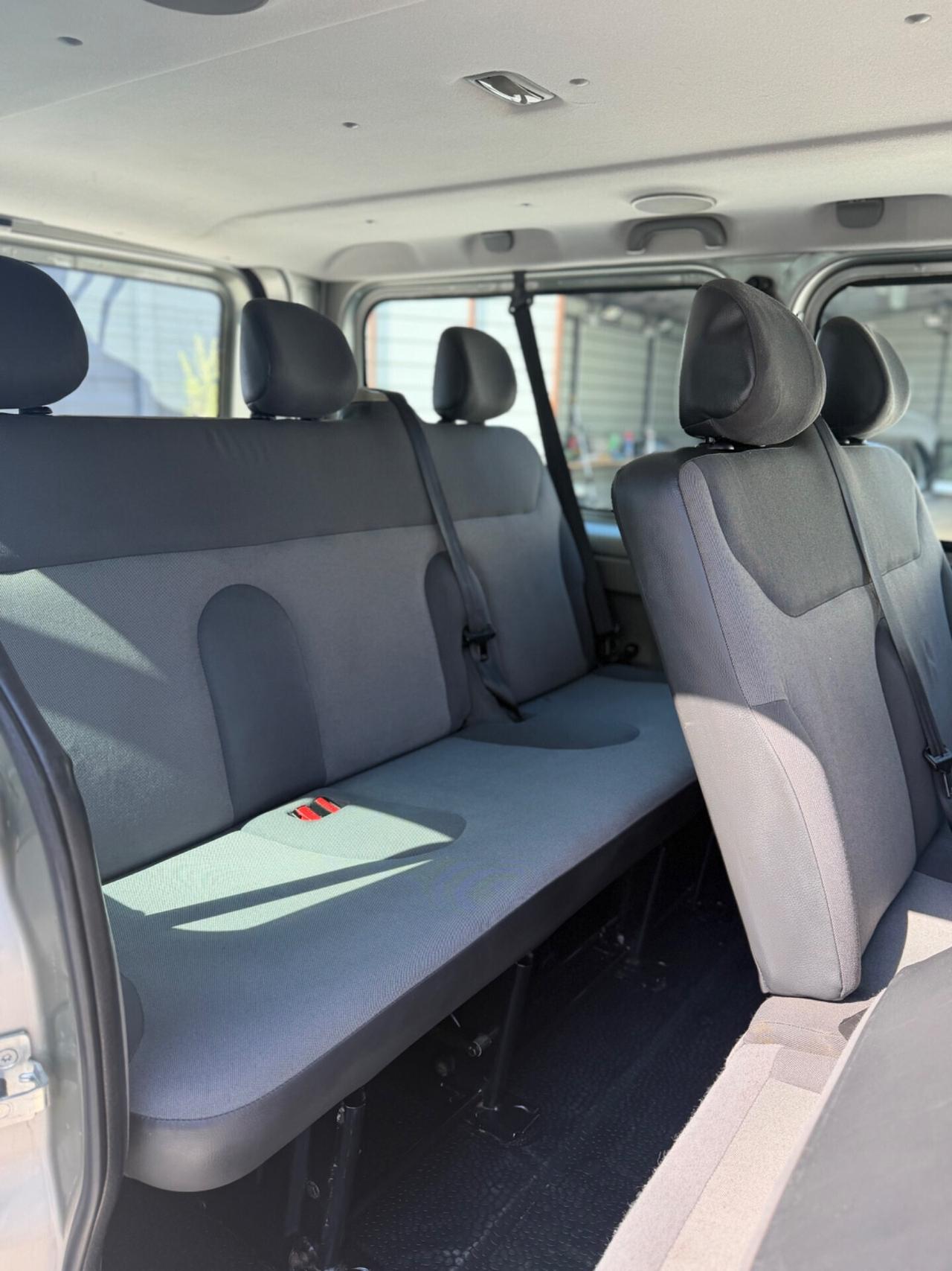 Renault Trafic T29 2.0 dCi/115 PC-TN Passenger Confort 9Posti