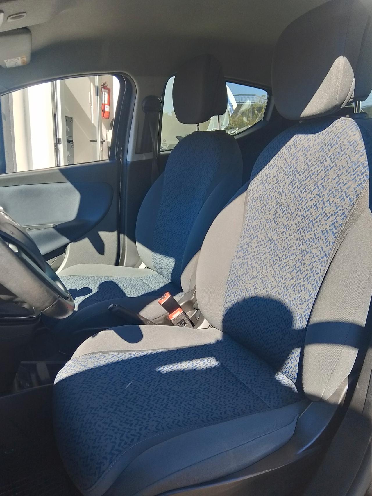 Lancia Ypsilon 1.0 FireFly 5 porte S&S Hybrid Gold Plus