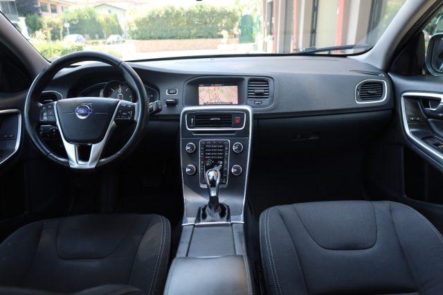 VOLVO V60 D2 Geartronic Automatica Navi Tel USB LED Cockpit