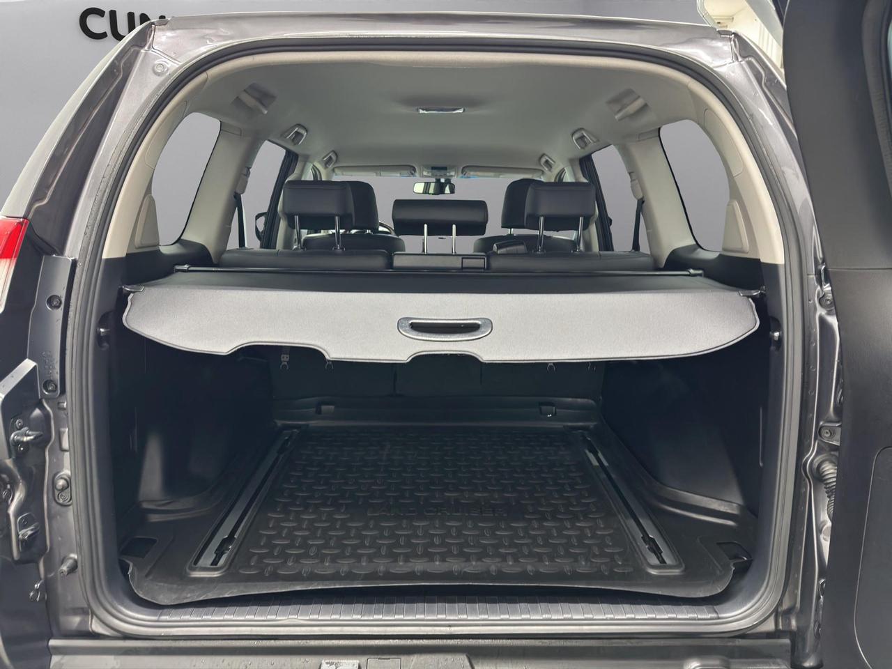 Toyota Land Cruiser 5p 2.8 d-4d Style auto