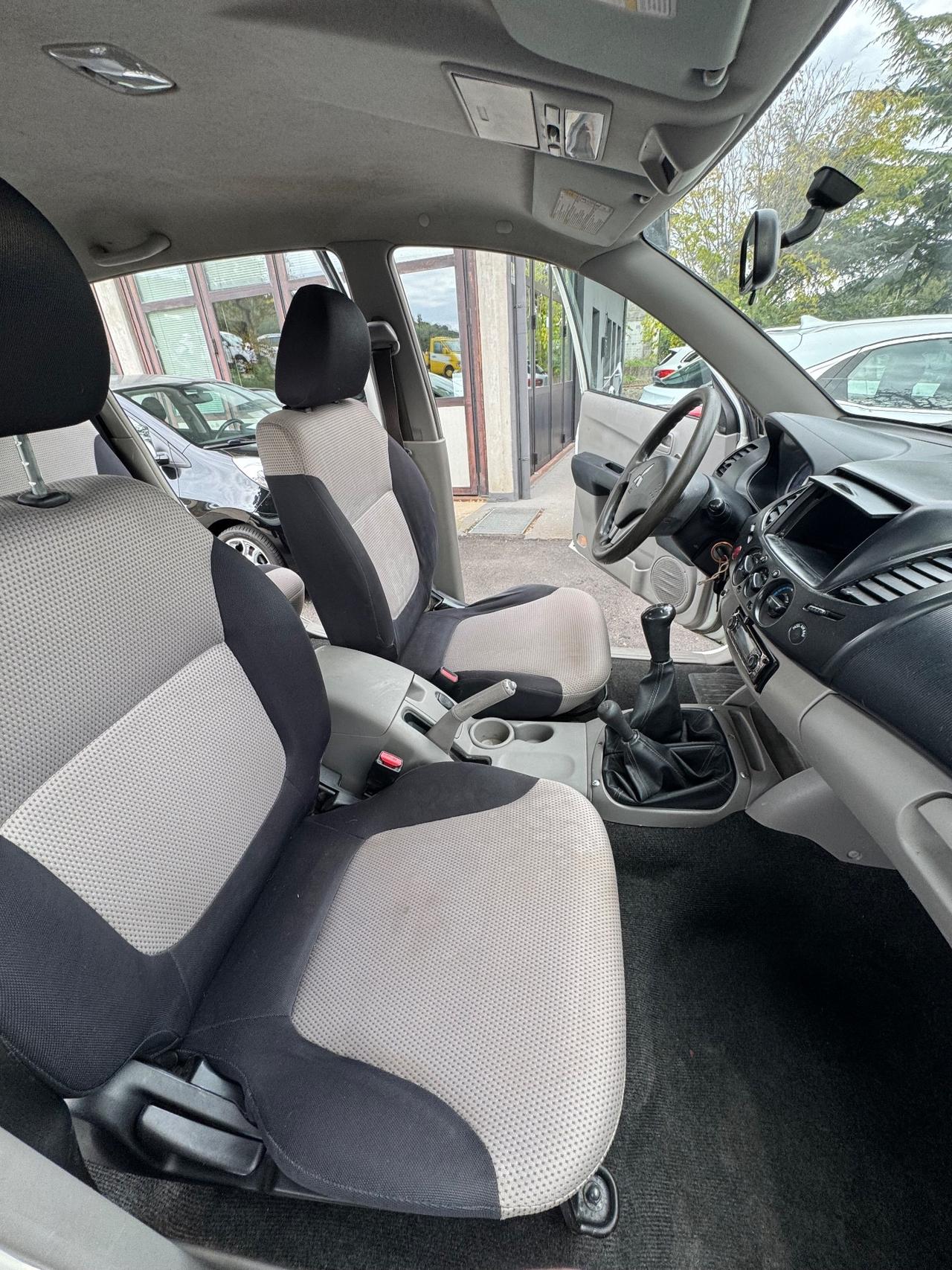 Mitsubishi L200 2.5 DI-D/136CV Double Cab Intense