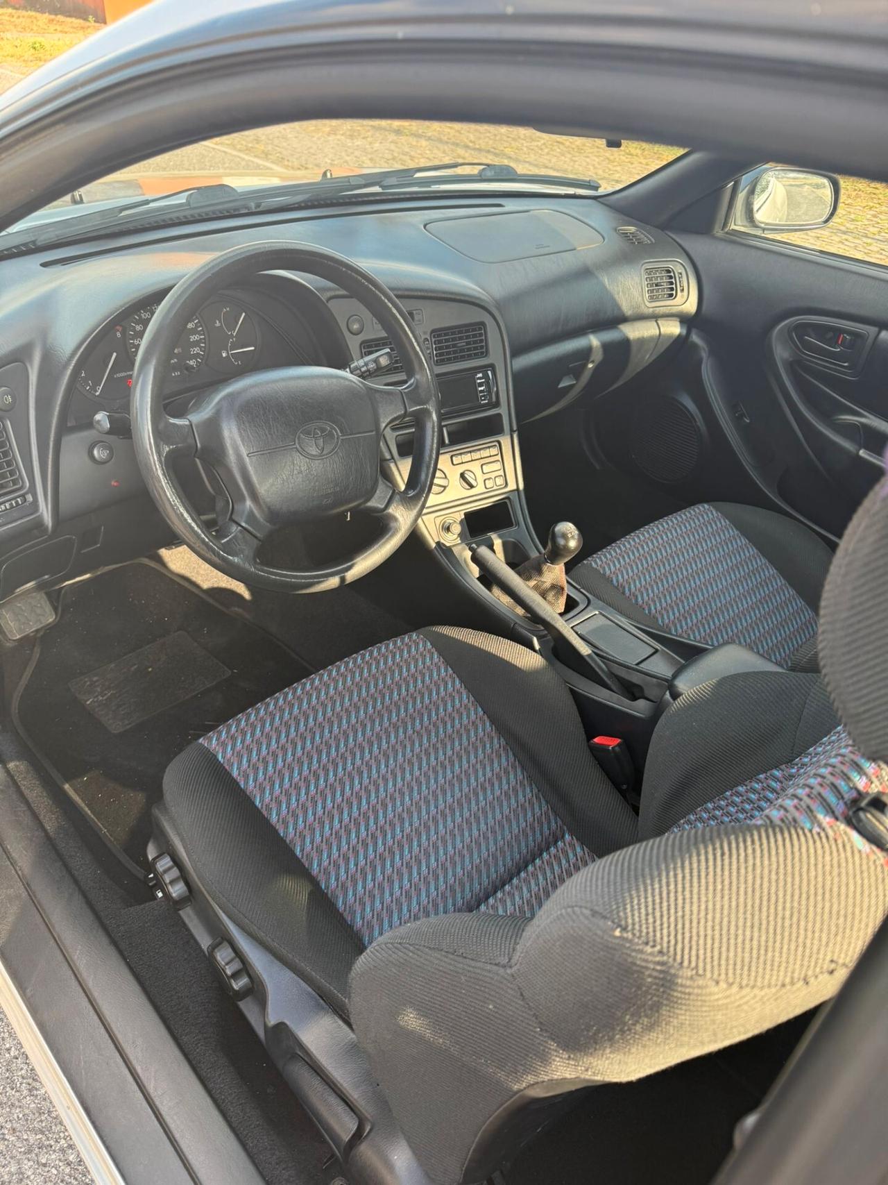 Toyota Celica 1.8i 16V cat Coupé Plus