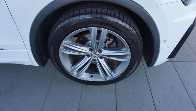 VOLKSWAGEN Tiguan 2.0 TDI 150 CV SCR DSG R-Line