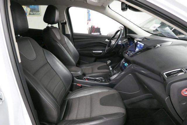 FORD Kuga 1.5 EcoBoost 120 CV S&S 2WD Titanium