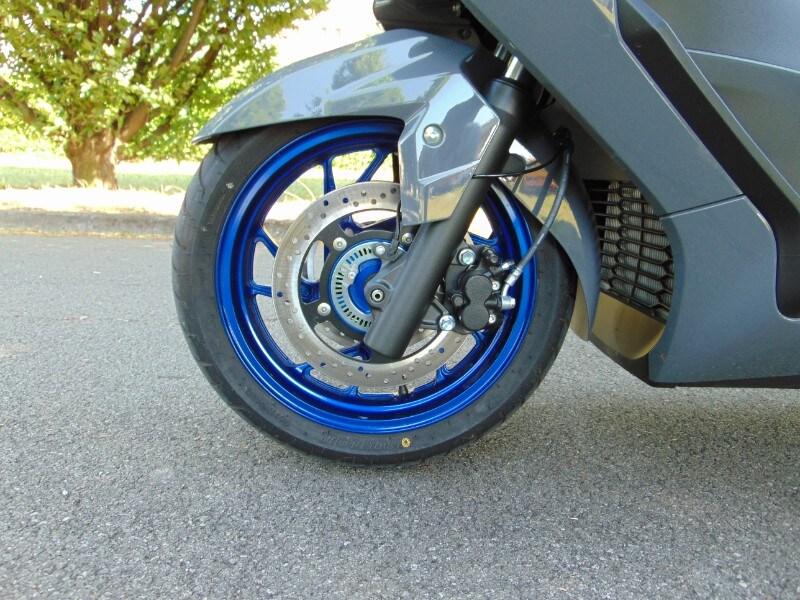 Suzuki Burgman 400 ABS