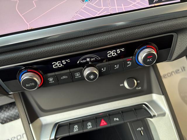 AUDI Q3 35 2.0 TDI S tronic Business COCKPIT