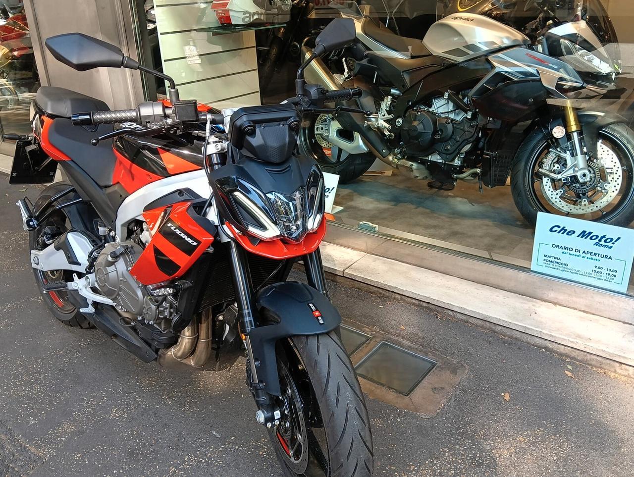 Aprilia Tuono 457