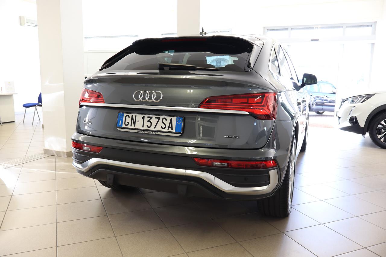 AUDI Q5 SPORTBACK 40 2.0 TDI SLINE QUATTRO S-TRONIC MATRIX - TETTO