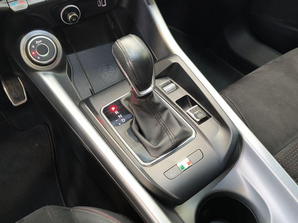 ALFA ROMEO Tonale - Tonale 1.5 hybrid Speciale 130cv tct7