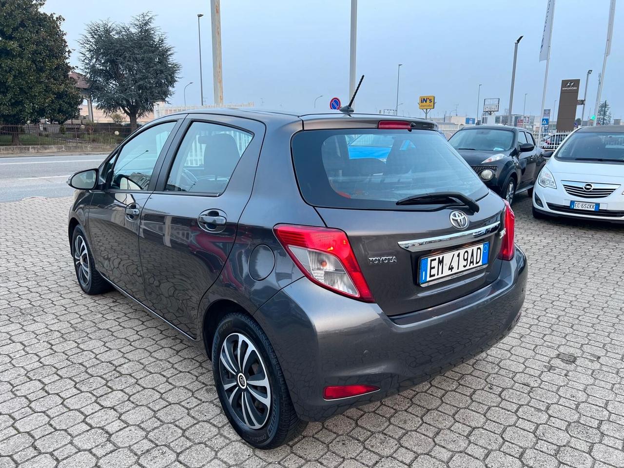 Toyota Yaris 1.0 5 porte Lounge