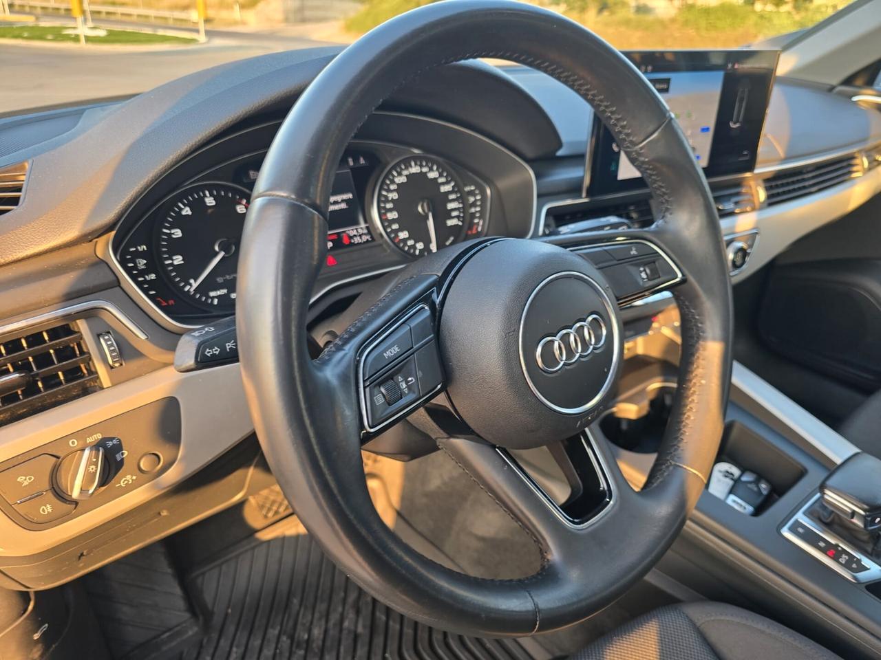 Audi A4 Avant 40 g-tron S tronic Business