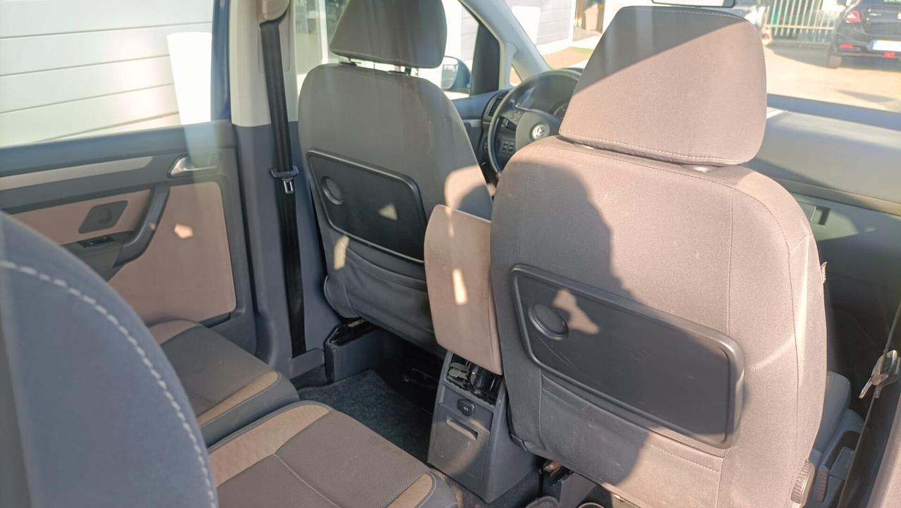 Volkswagen Touran Cross 1.9 TDI 105CV 7 POSTI e GANCIO