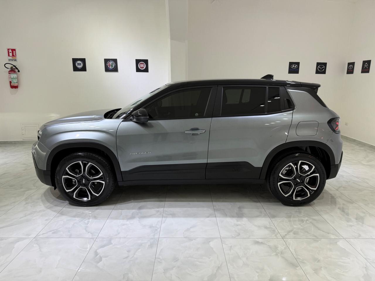 Jeep Avenger 1.2 Turbo 100 CV Summit