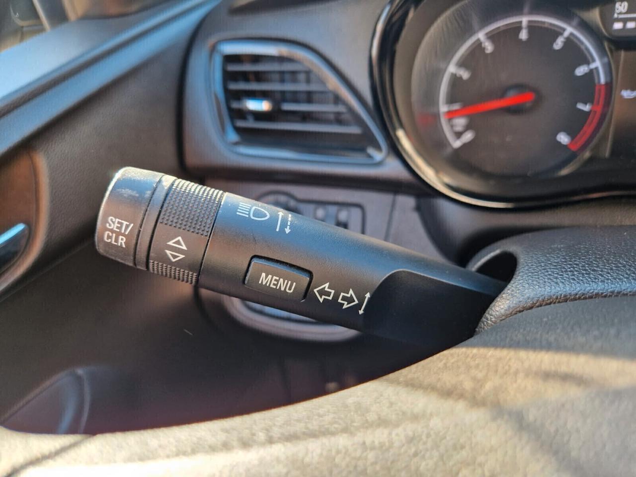 Opel Karl Rocks 1.0 73 CV Start&Stop