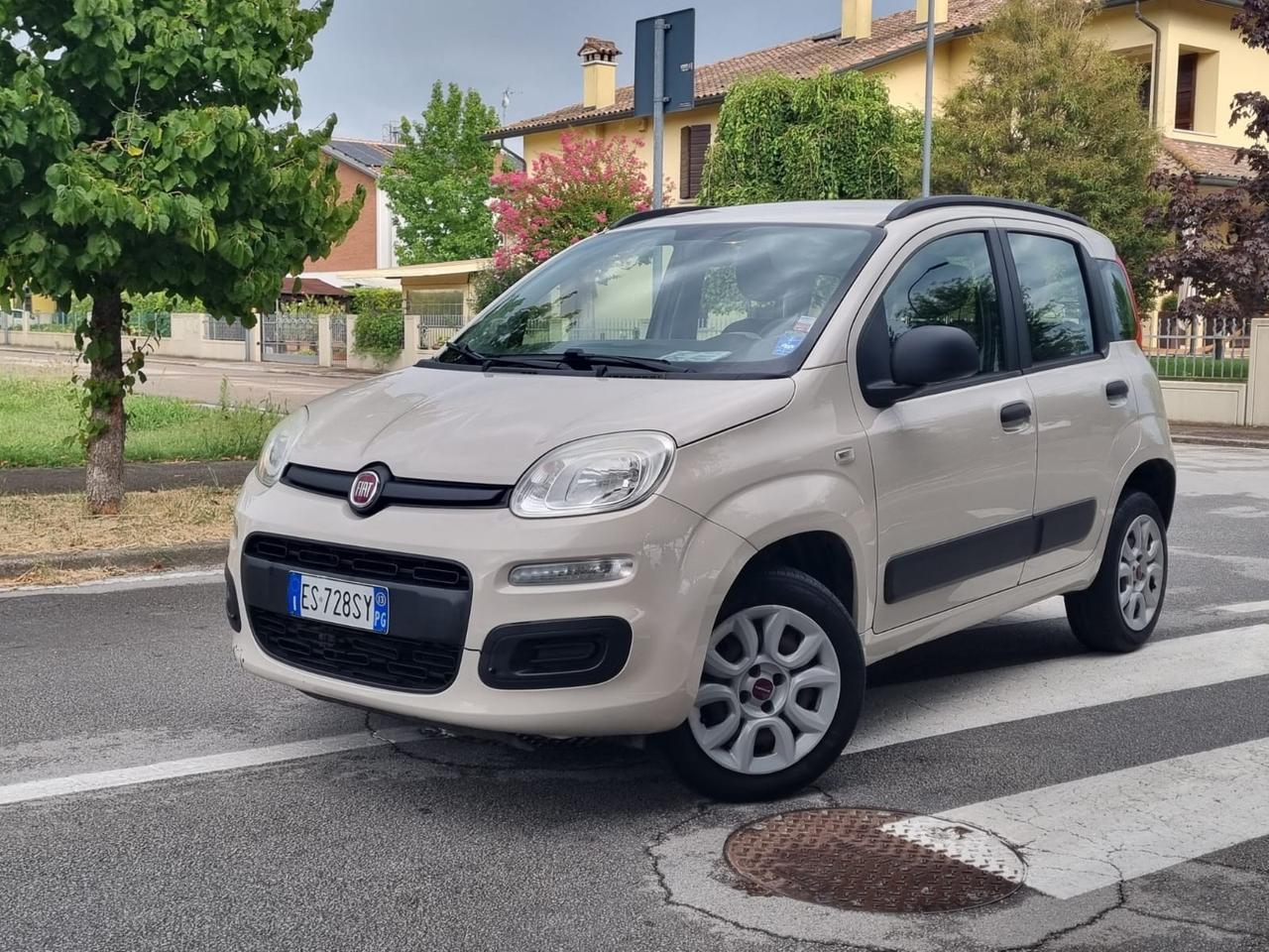 Fiat Panda 0.9 TwinAir Turbo Natural Power Lounge