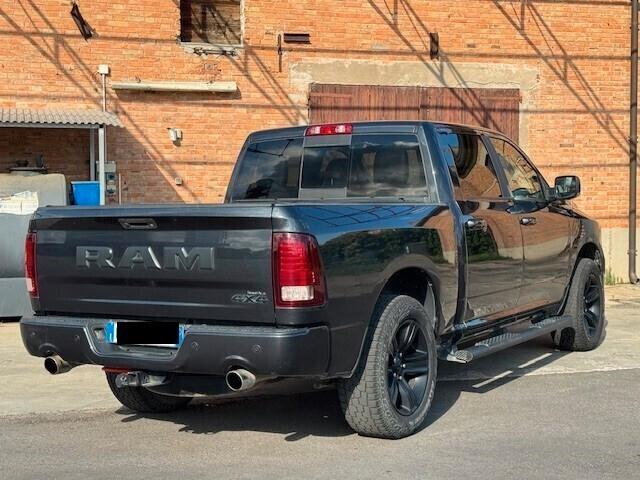 DODGE RAM 1500 SPORT RT CREW CAB 4x4 5.7L V8