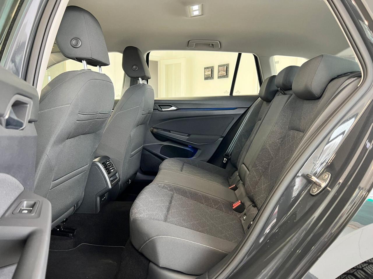 Volkswagen Golf Variant 2.0 TDI SCR DSG Life