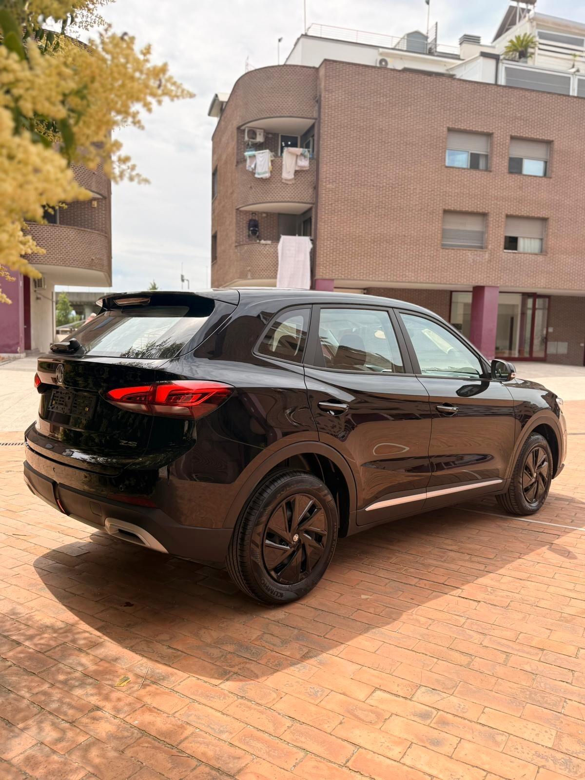Mg ZS 1.5 Standard