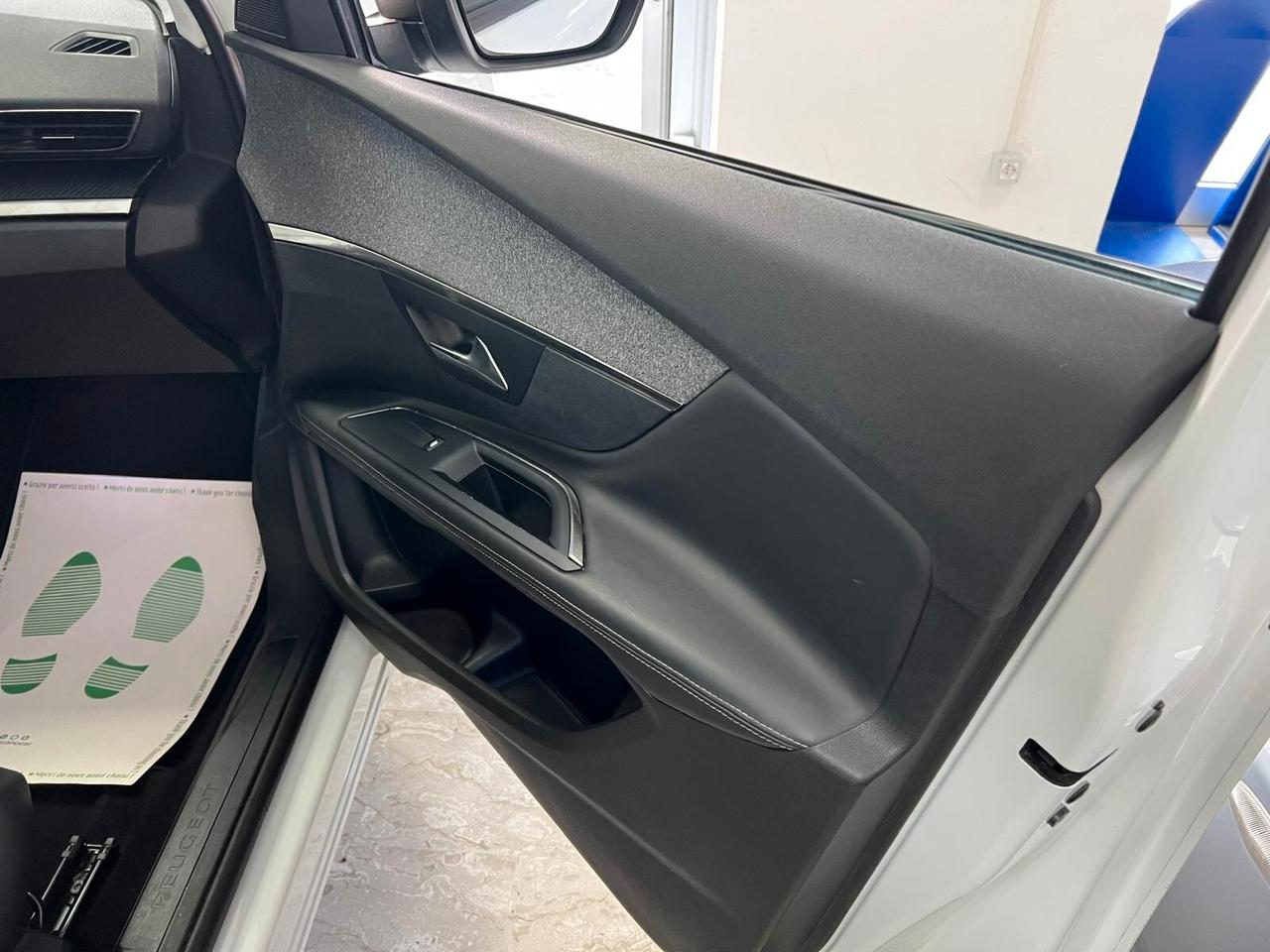 Peugeot 3008 1.6 BlueHDi 120CV EAT6 Allure
