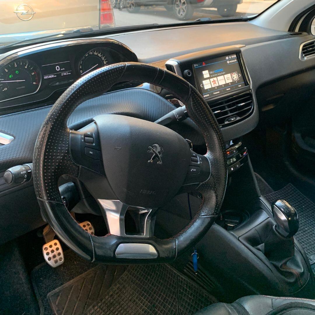 Peugeot 208 BlueHDi 100cv GT Line **FULL**
