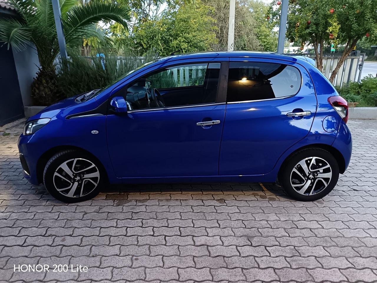 PEUGEOT 108 VTi 72 ETG 5 porte Allure TOP