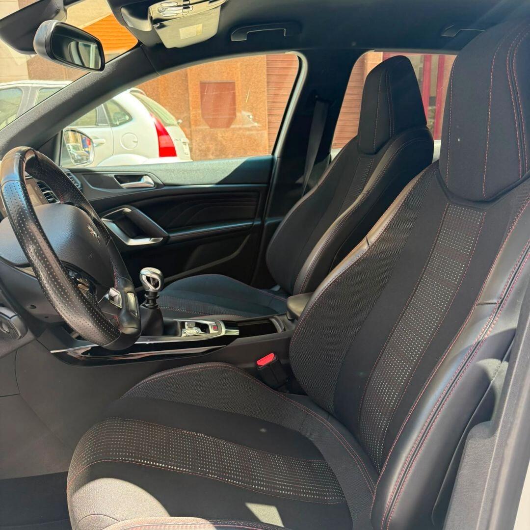 Peugeot 308 BlueHDi - 120CV