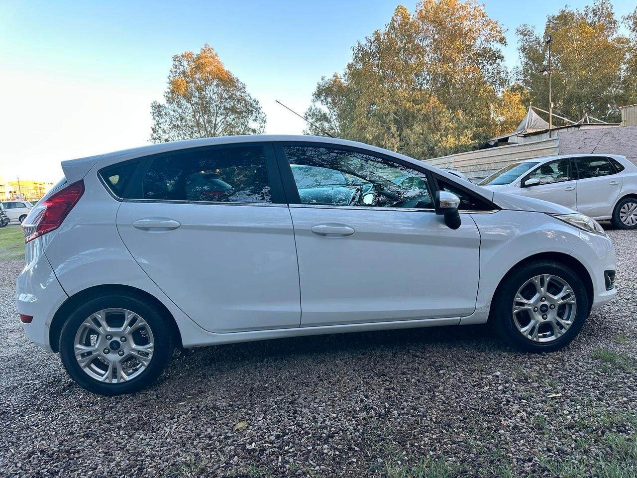 Ford Fiesta 1.5 TDCi 75CV 5 porte Titanium