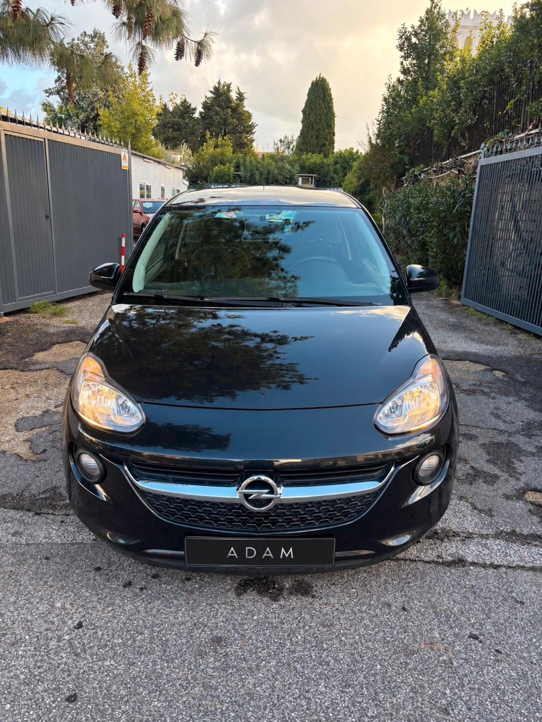 Opel Adam 1.2 70 CV