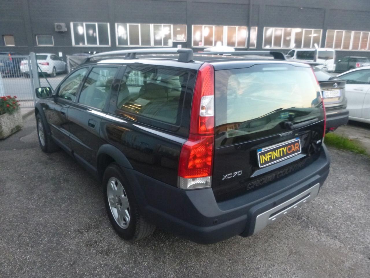 Volvo V70/XC70 XC70 2.4 D5 20V (163CV) cat AWD aut. Momentum