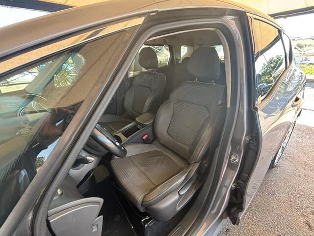Renault Scénic dCi 8V 110 CV Energy Sport Edition2